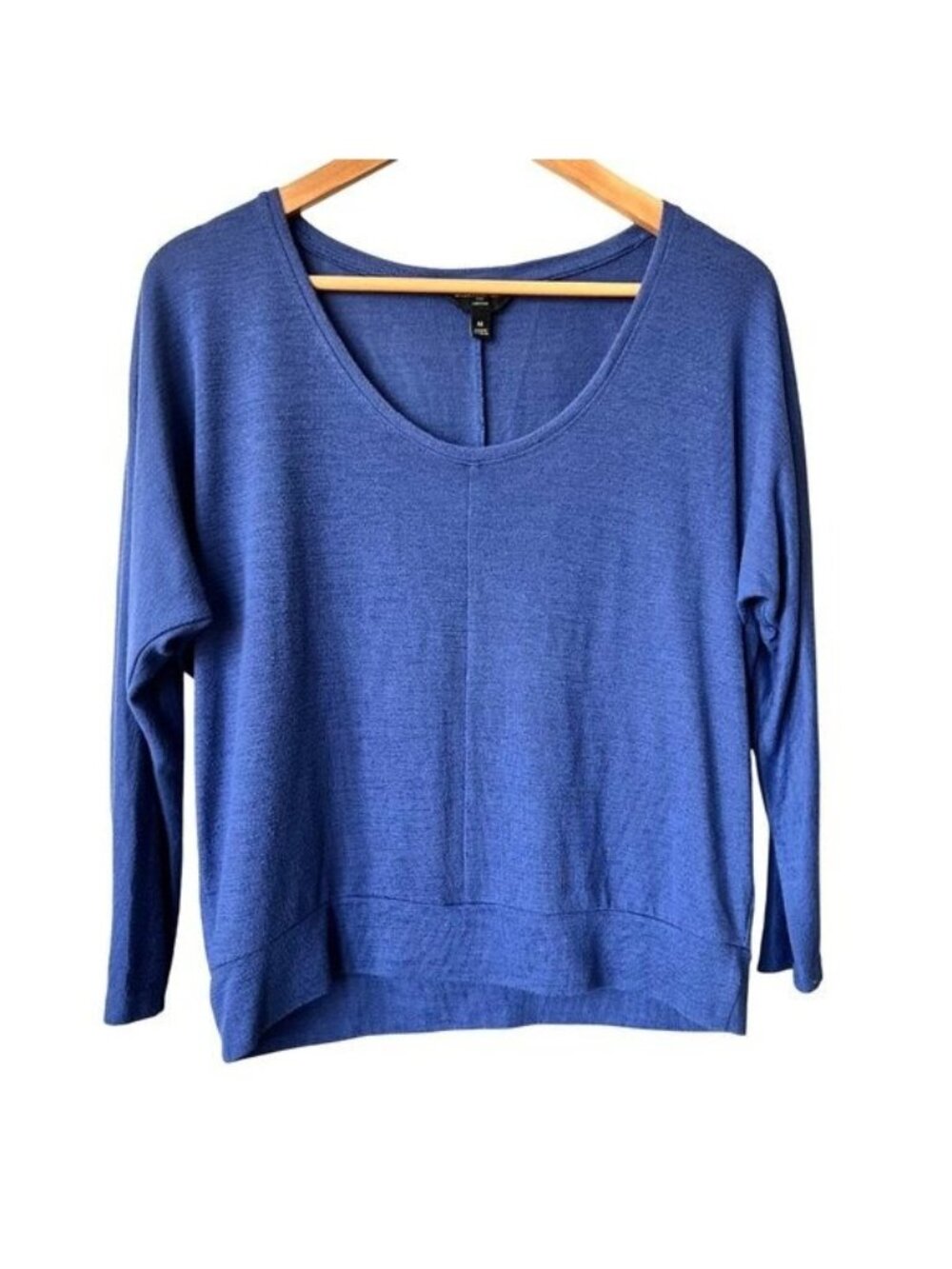 Banana Republic ladies sweater top, size medium, 3/4 sleeve, retro, casual,